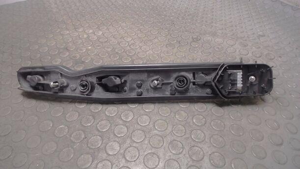 Foto: LAMPENTRÄGER HINTEN RECHTS eines Opel Corsa 1.0 12V