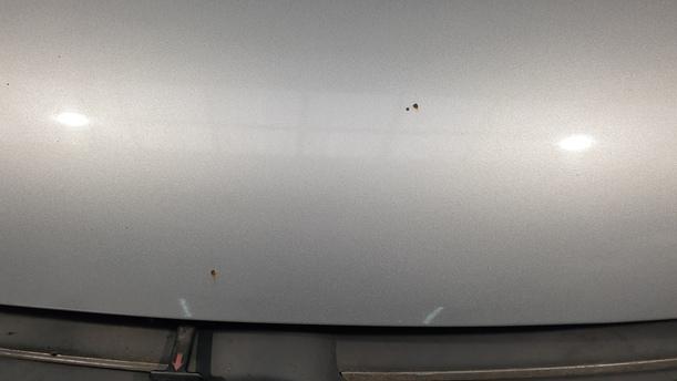 Foto: MOTORHAUBE eines VW Passat Variant 1.8 5V Turbo