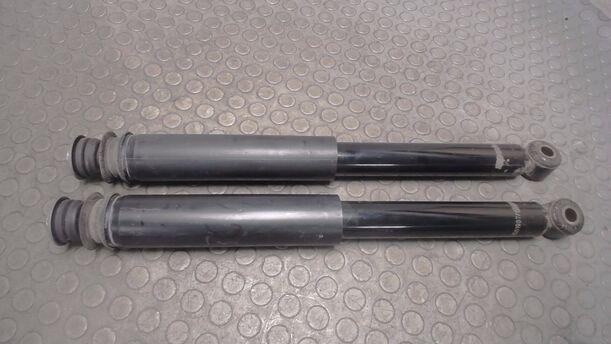 Foto: STOSSDÄMPFERPAAR HINTEN eines Opel Corsa 1.0 12V