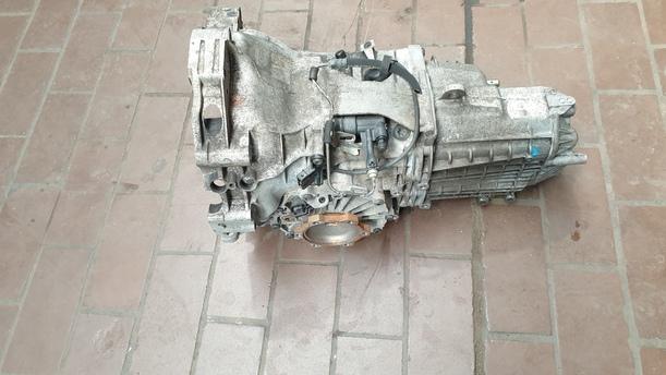 Foto: SCHALTGETRIEBE 5 GANG ( EZG ) eines VW Passat Variant 1.8 5V Turbo