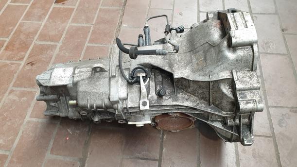 Foto: SCHALTGETRIEBE 5 GANG ( EZG ) eines VW Passat Variant 1.8 5V Turbo