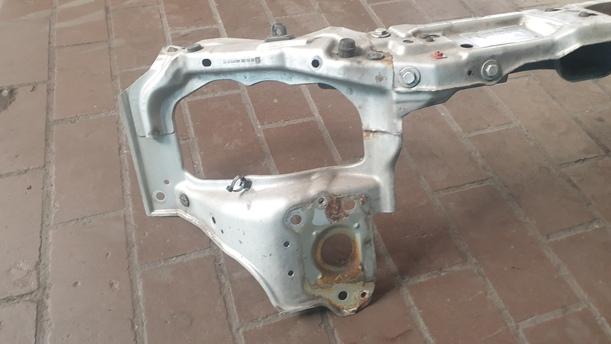 Foto: FRONTBLECH / SCHLOSSTRÄGER eines Opel Corsa 1.0 12V