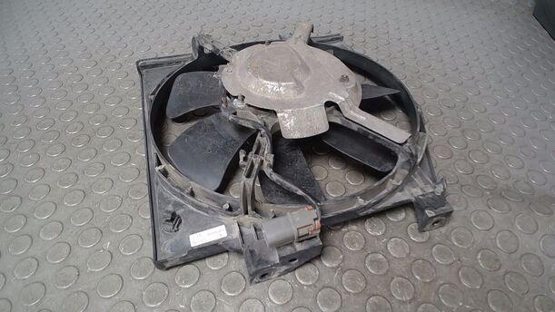 Foto: ELEKTROLÜFTER eines Mazda Premacy 1.9