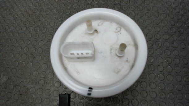 Foto: KRAFTSTOFFPUMPE eines VW Passat Variant 1.8 5V Turbo