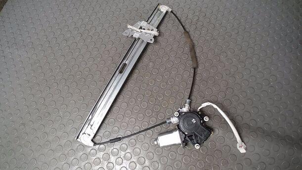 Foto: FENSTERHEBER ELEKTRISCH VORN LINKS eines Mazda Premacy 1.9