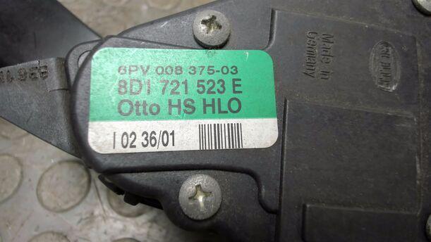 Foto: GASPEDAL ( BENZIN / SCHALTGETRIEBE ) eines VW Passat Variant 1.8 5V Turbo Liftback
