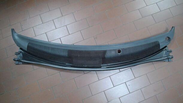 Foto: WINDLAUF eines Mazda Premacy 1.9 Liftback