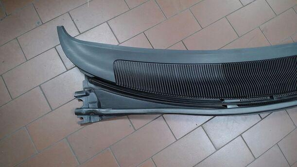 Foto: WINDLAUF eines Mazda Premacy 1.9 Liftback