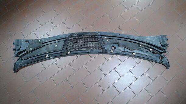 Foto: WINDLAUF eines Mazda Premacy 1.9 Liftback