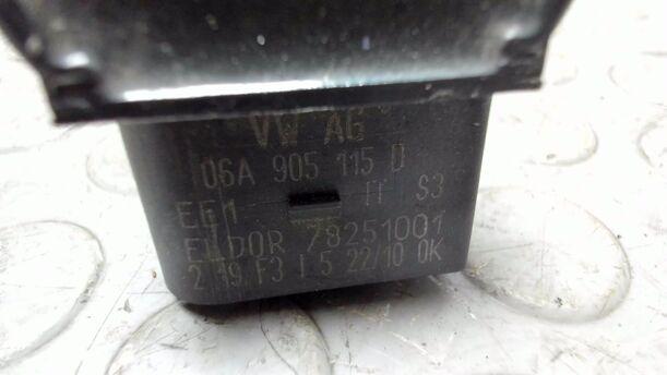 Foto: ZÜNDSPULE eines VW Passat Variant 1.8 5V Turbo Liftback