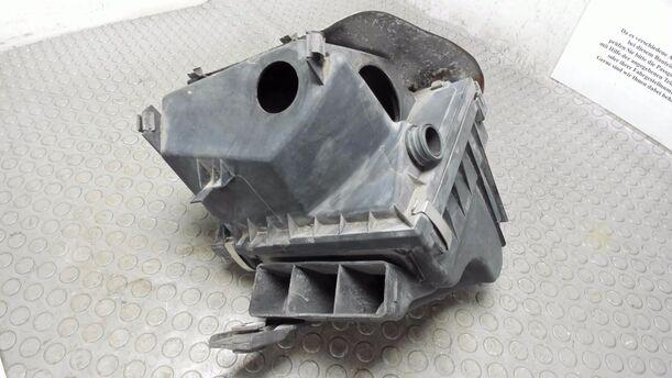 Foto: LUFTFILTERKASTEN eines VW Passat Variant 1.8 5V Turbo Liftback
