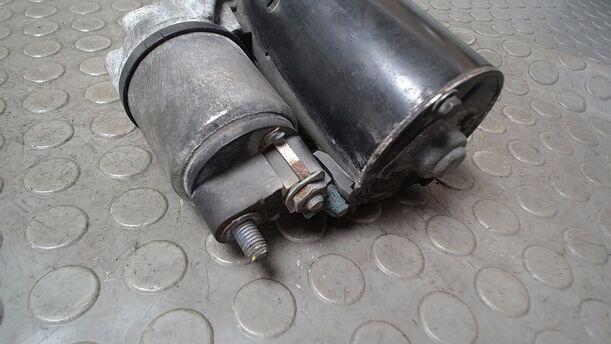 Foto: ANLASSER ( SCHALTGETRIEBE ) eines Opel Corsa 1.2 16V Liftback