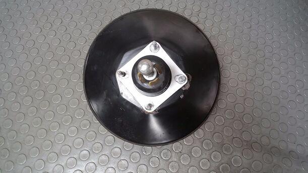 Foto: BREMSKRAFTVERSTÄRKER eines Opel Corsa 1.2 16V Liftback