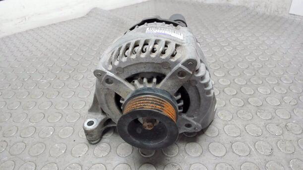 Foto: LICHTMASCHINE / GENERATOR eines Fiat 500 1.4 16V Dualogic Liftback