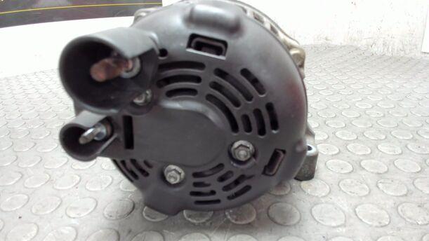 Foto: LICHTMASCHINE / GENERATOR eines Fiat 500 1.4 16V Dualogic Liftback