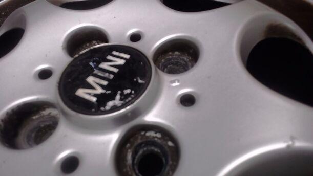 Foto: ALUFELGE 5,5X15 ET45 eines Mini (BMW) Mini Liftback