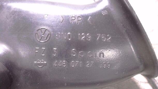 Foto: ANSAUGROHR / ANSAUGSTÜCK eines VW Polo 45 Liftback