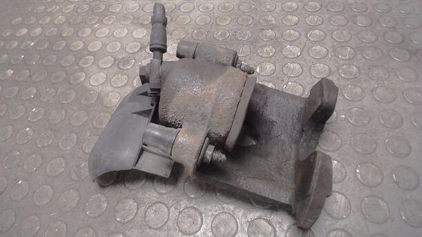 Foto: BREMSSATTEL VORNE RECHTS eines VW Polo 45 CLX