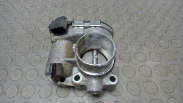 Foto: DROSSELKLAPPENSTUTZEN eines Fiat 500 1.4 16V Dualogic CLX