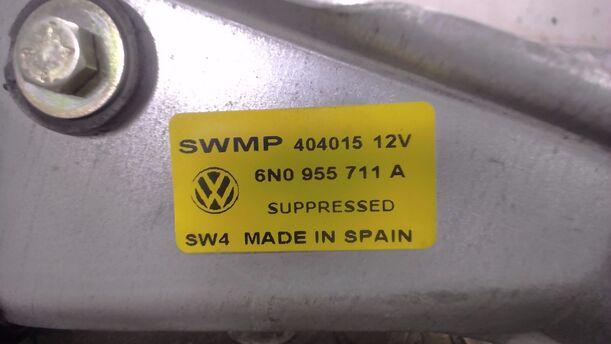 Foto: SCHEIBENWISCHERMOTOR HINTEN eines VW Polo 45 CLX