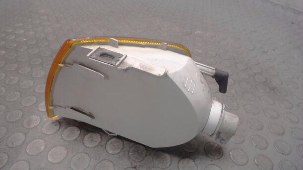 Foto: BLINKER RECHTS eines VW Polo 45