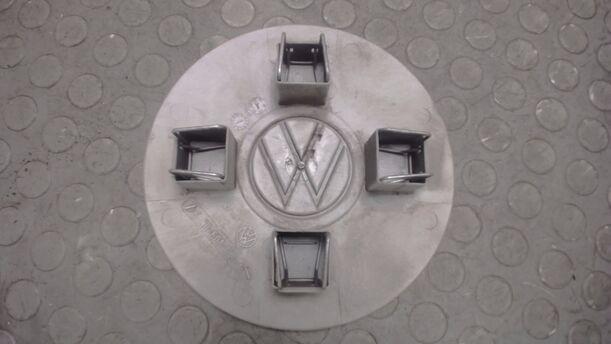 Foto: RADKAPPE / NABENDECKEL eines VW Polo 45