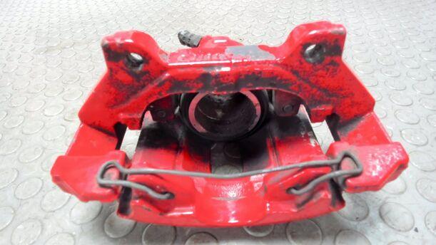 Foto: BREMSSATTEL VORNE LINKS eines Fiat 500 1.4 16V Dualogic