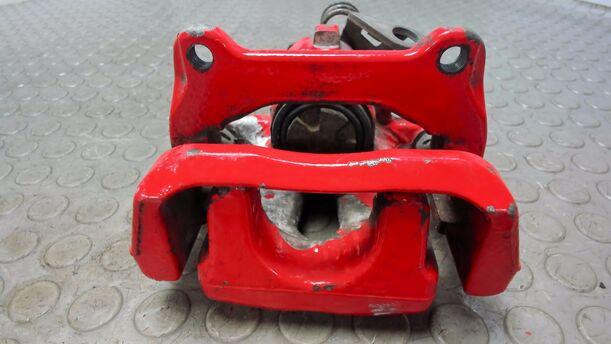 Foto: BREMSSATTEL HINTEN LINKS eines Fiat 500 1.4 16V Dualogic
