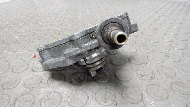 Foto: VAKUUMPUMPE / UNTERDRUCKPUMPE eines Mercedes-Benz A 180 CDI