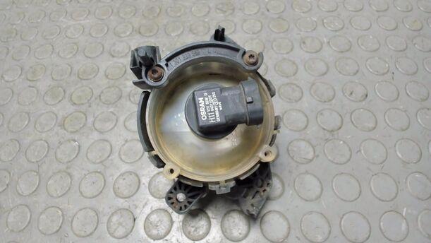 Foto: NEBELSCHEINWERFER LINKS eines Mercedes-Benz A 180 CDI