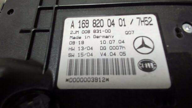 Foto: INNENBELEUCHTUNG eines Mercedes-Benz A 180 CDI