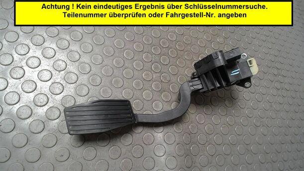 Foto: GASPEDAL eines Opel Corsa 1.2 16V
