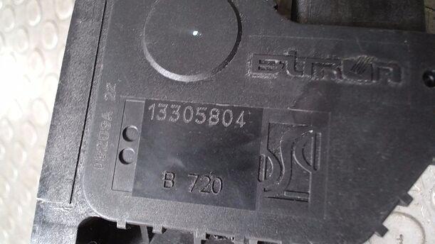 Foto: GASPEDAL eines Opel Corsa 1.2 16V