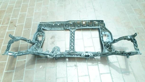 Foto: SCHLOSSTRÄGER / FRONTBLECH eines Kia Picanto 1.1