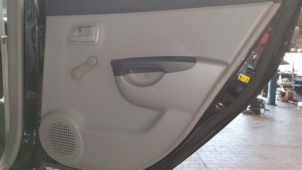 Foto: TÜR HINTEN RECHTS eines Kia Picanto 1.1