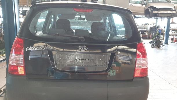 Foto: HECKKLAPPE / HECKDECKEL eines Kia Picanto 1.1