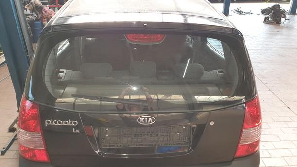Foto: HECKKLAPPE / HECKDECKEL eines Kia Picanto 1.1