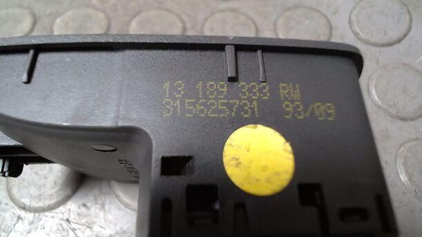 Foto: FENSTERHEBERSCHALTER eines Opel Corsa 1.2 16V