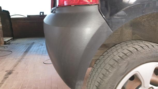 Foto: STOSSFÄNGER / STOßSTANGE HINTEN eines Kia Picanto 1.1
