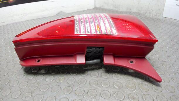 Foto: HECKLEUCHTE / RÜCKLICHT RECHTS eines Kia Picanto 1.1
