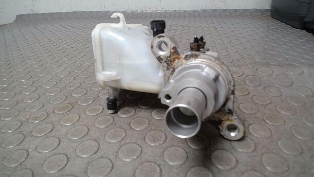Foto: HAUPTBREMSZYLINDER eines Opel Corsa 1.2 16V