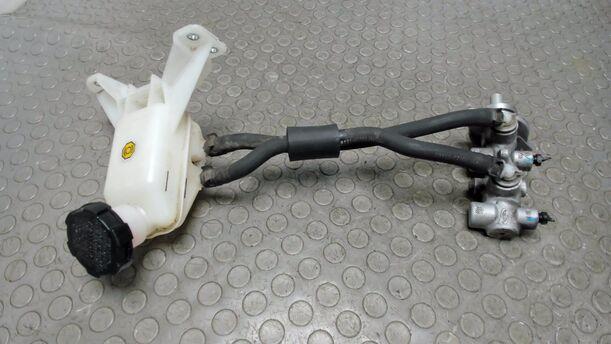 Foto: HAUPTBREMSZYLINDER eines Kia Picanto 1.1