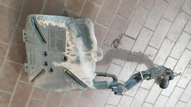 Foto: KRAFTSTOFFTANK  ( DIESEL ) eines Smart smart cdi