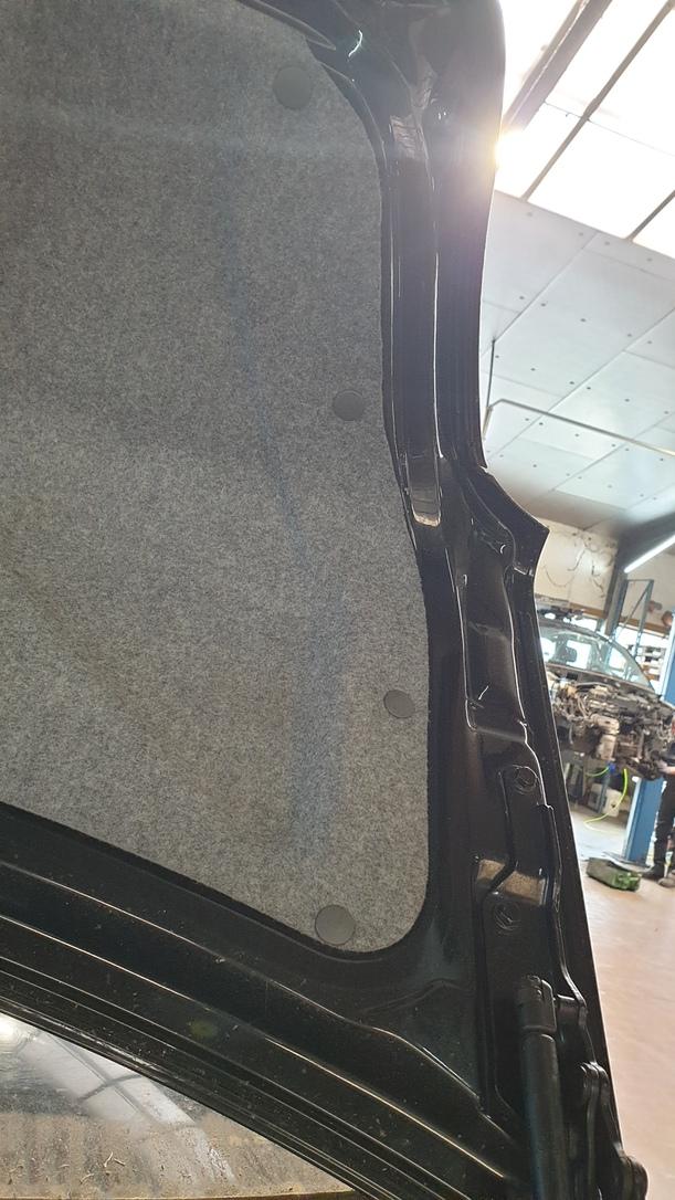 Foto: HECKDECKEL / HECKKLAPPE eines Volvo C70 2.5T