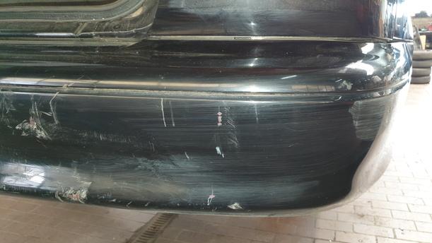 Foto: STOSSFÄNGER / STOßSTANGE HINTEN eines Volvo C70 2.5T