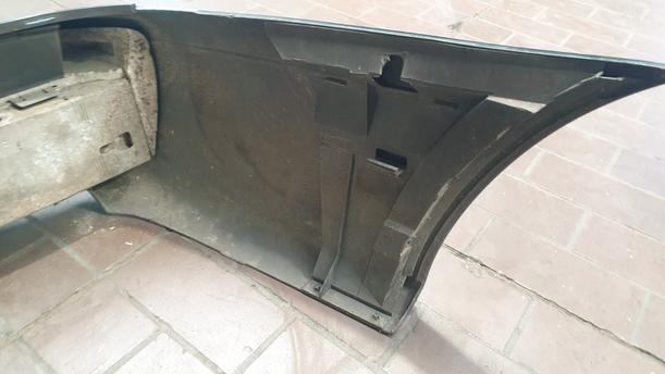 Foto: STOSSFÄNGER / STOßSTANGE HINTEN eines Volvo C70 2.5T