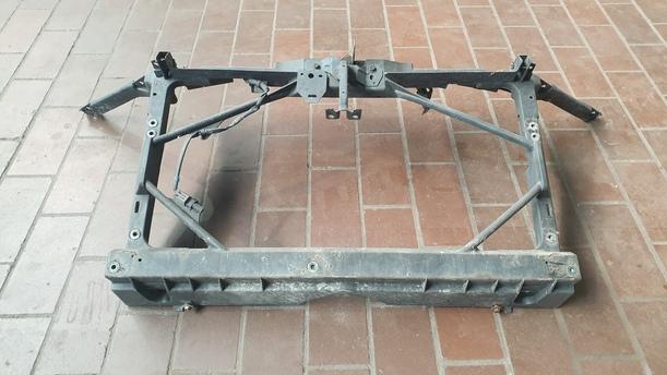 Foto: SCHLOSSTRÄGER / FRONTBLECH eines Mazda 6 Sport Kombi 2.0 CD DPF