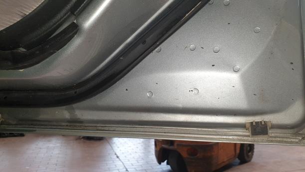 Foto: TÜR VORNE RECHTS eines Mazda 6 Sport Kombi 2.0 CD DPF