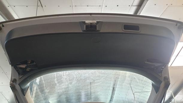 Foto: HECKKLAPPE / HECKDECKEL eines Mazda 6 Sport Kombi 2.0 CD DPF