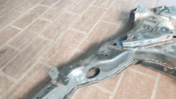 Foto: VORDERACHSE eines Mazda 6 Sport Kombi 2.0 CD DPF